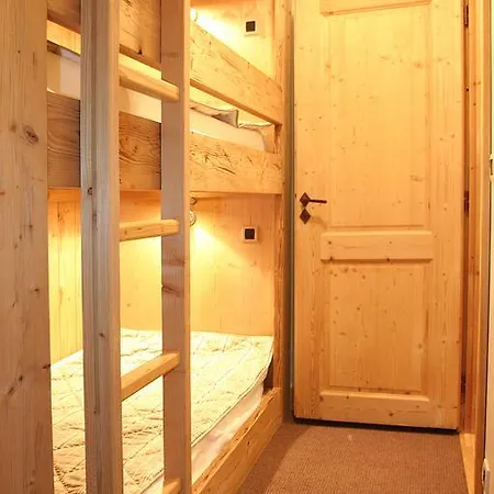 Cortina Apartment *
